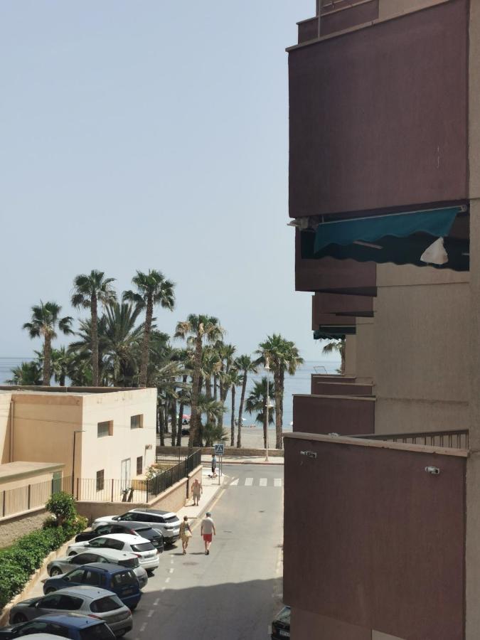 Bonito apartamento junto al mar Almuñécar Esterno foto